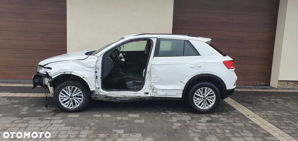 Volkswagen T-Roc - 4