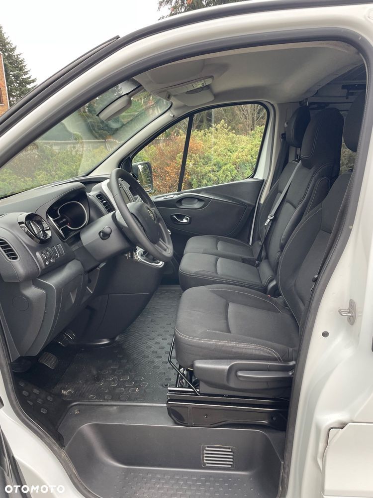 Renault Trafic - 14