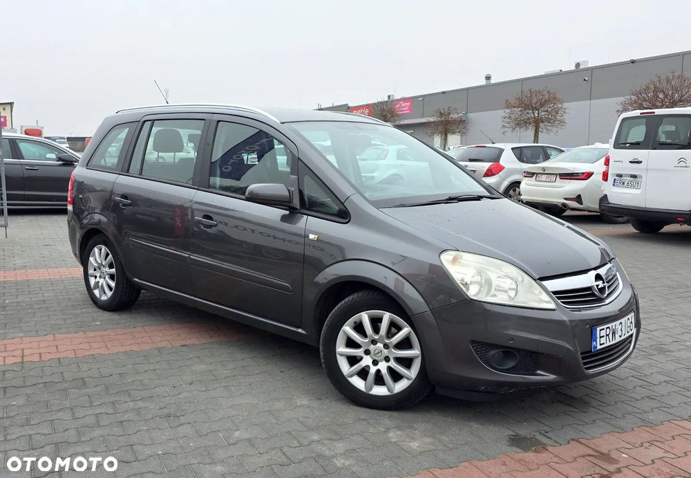 Opel Zafira 1.6 Innovation 110 Jahre - 2