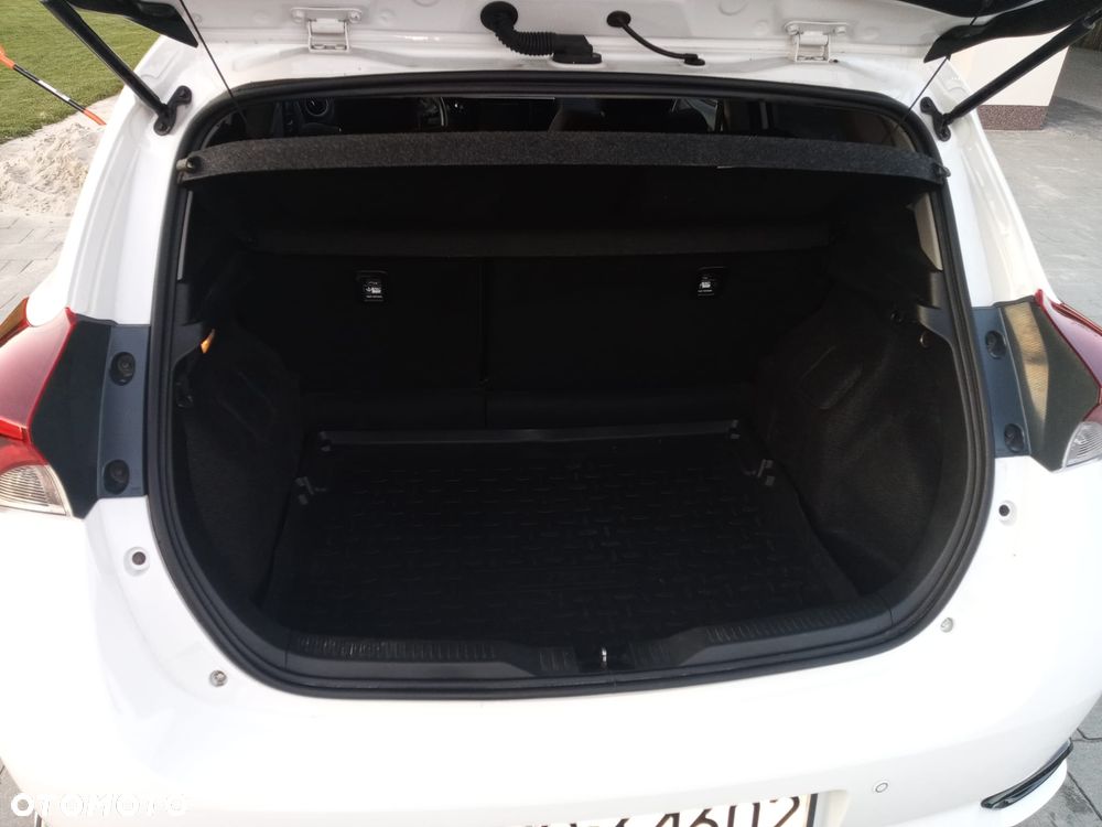 Toyota Auris 1.33 VVT-i Active - 7