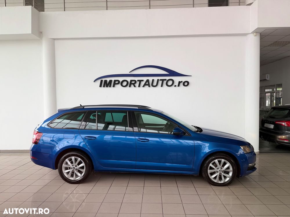 Skoda Octavia 1.6 TDI DSG Ambition - 9