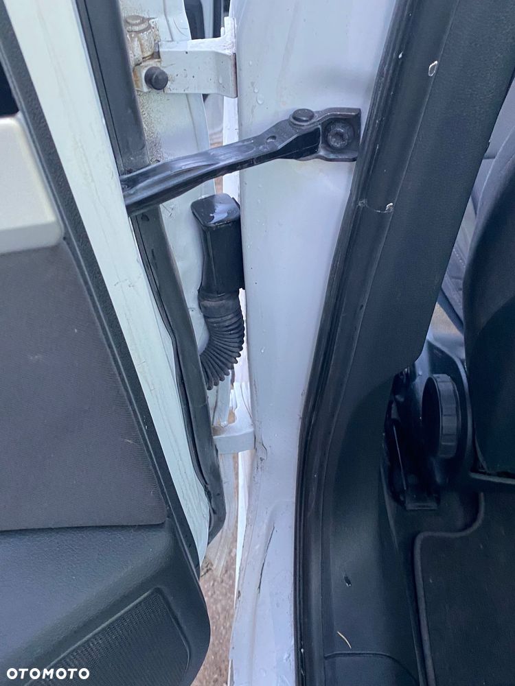 Audi A4 Limousine 40 TFSI S tronic advanced - 17