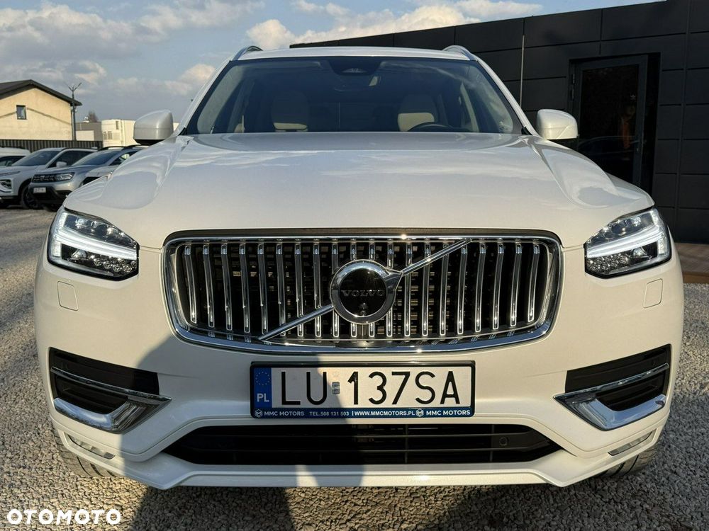 Volvo XC 90 - 9