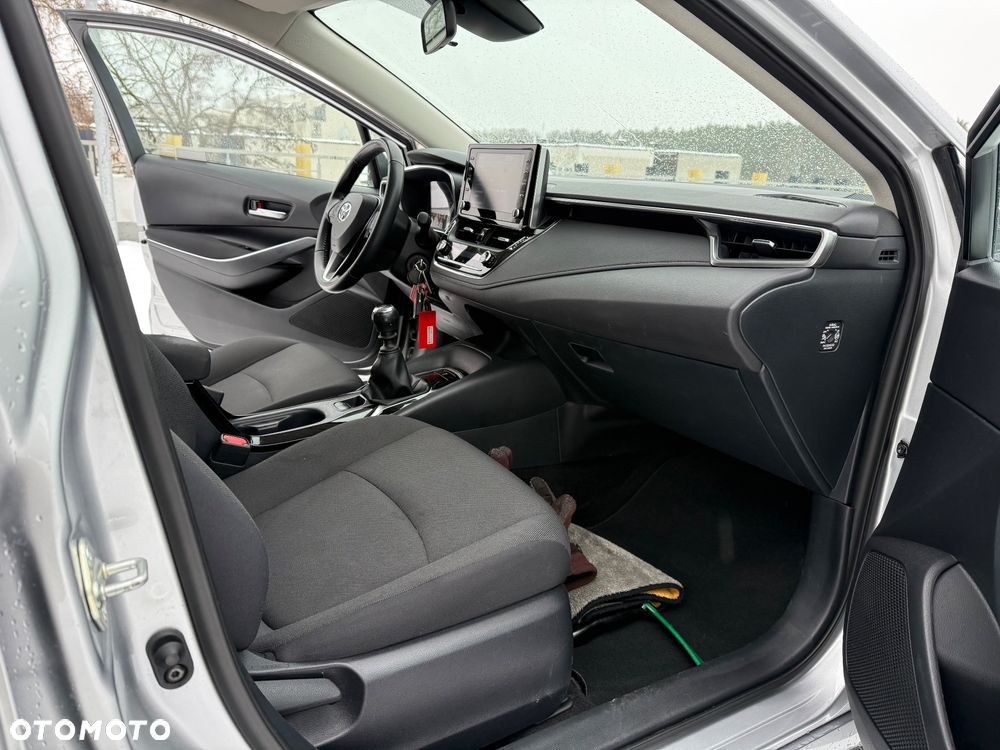 Toyota Corolla 1.5 Comfort - 24