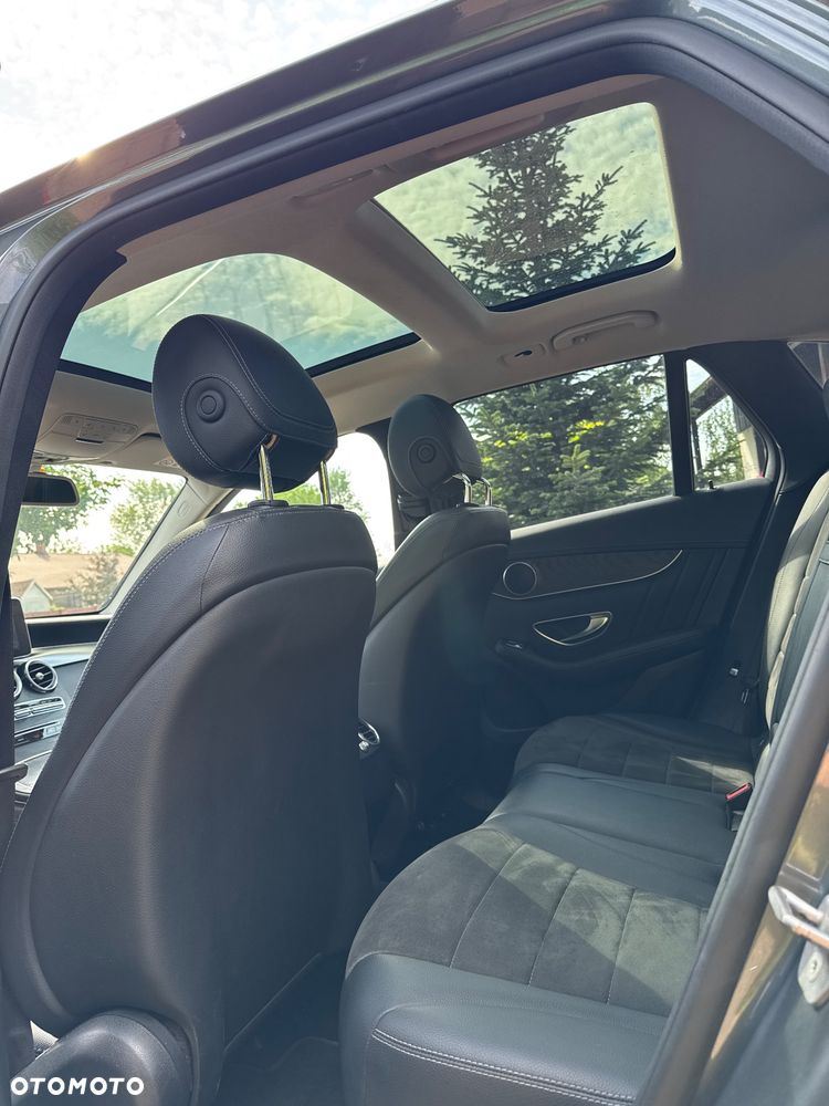 Mercedes-Benz GLC 250 d 4Matic 9G-TRONIC AMG Line - 12