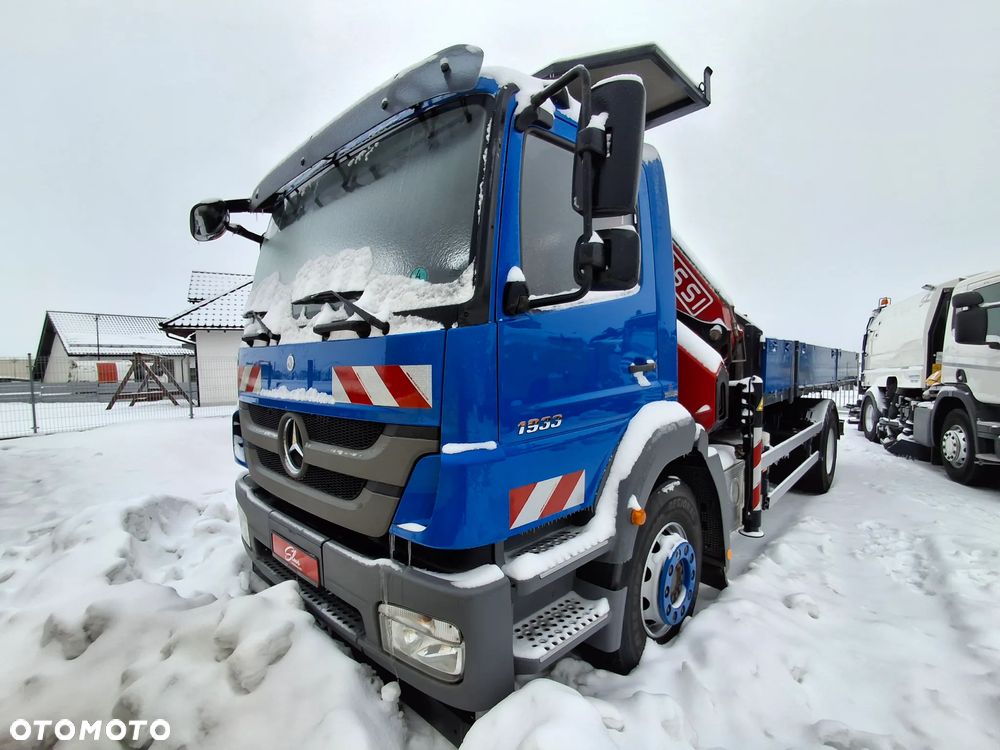 Mercedes-Benz Axor 1933 HDS FASSI F135 17 Metrów Żuraw Skrzynia Siodło Zawieszenie Resor 2010r Sprowadzony Przyczepa Do Przewozu Transportu Zbrojenia Zestaw Ciekawa Konfiguracja Niski Przebieg - 2
