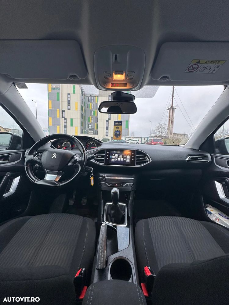 Peugeot 308 - 3