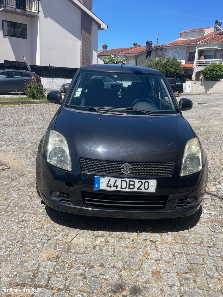 Suzuki Swift 1.3 DDiS GL - 9