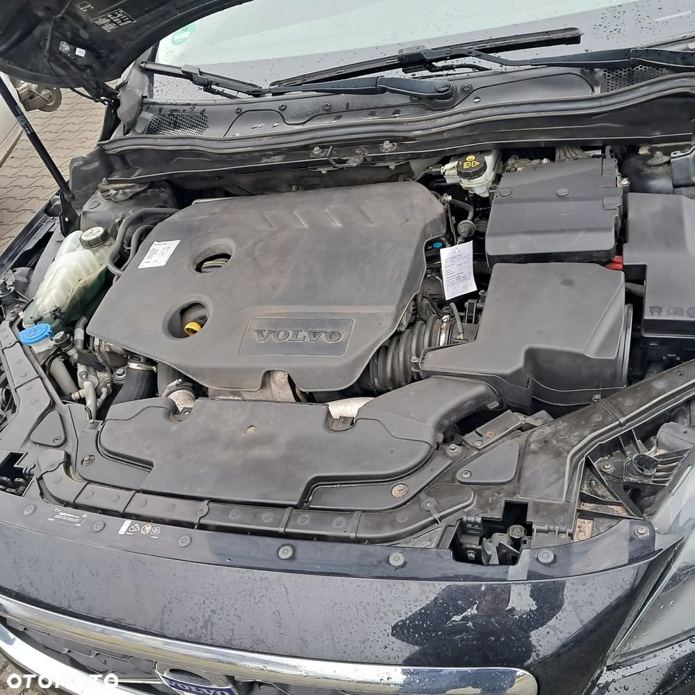 Volvo V40 D2 - 13