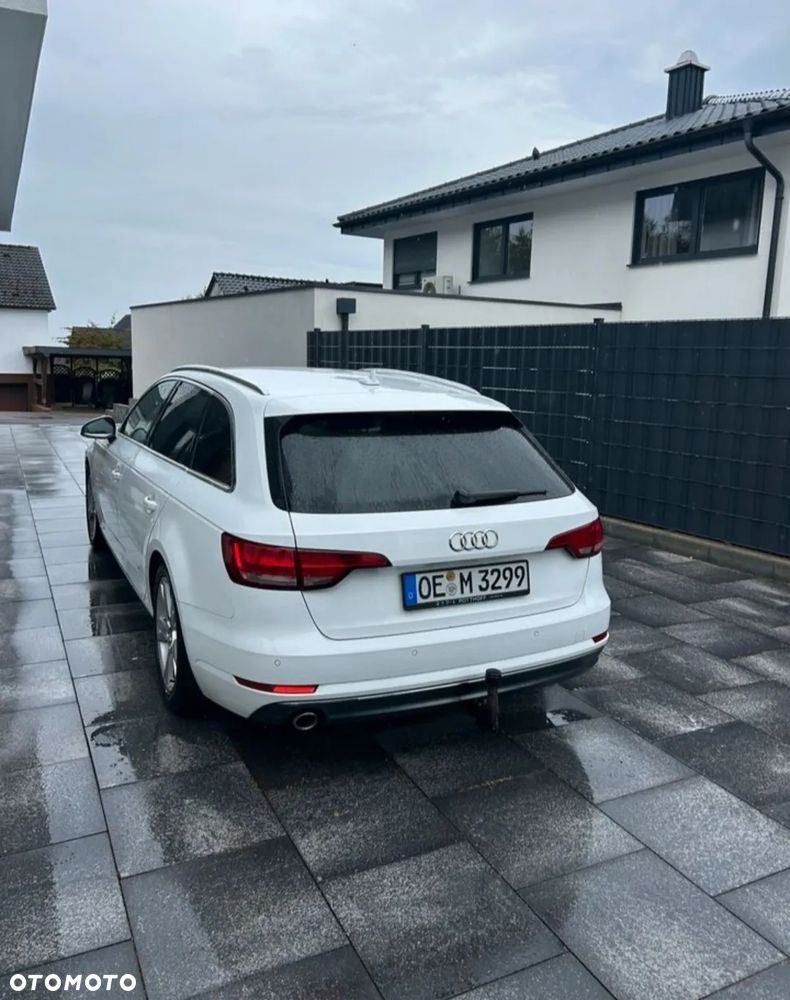 Audi A4 Avant 2.0 TDI Design - 2