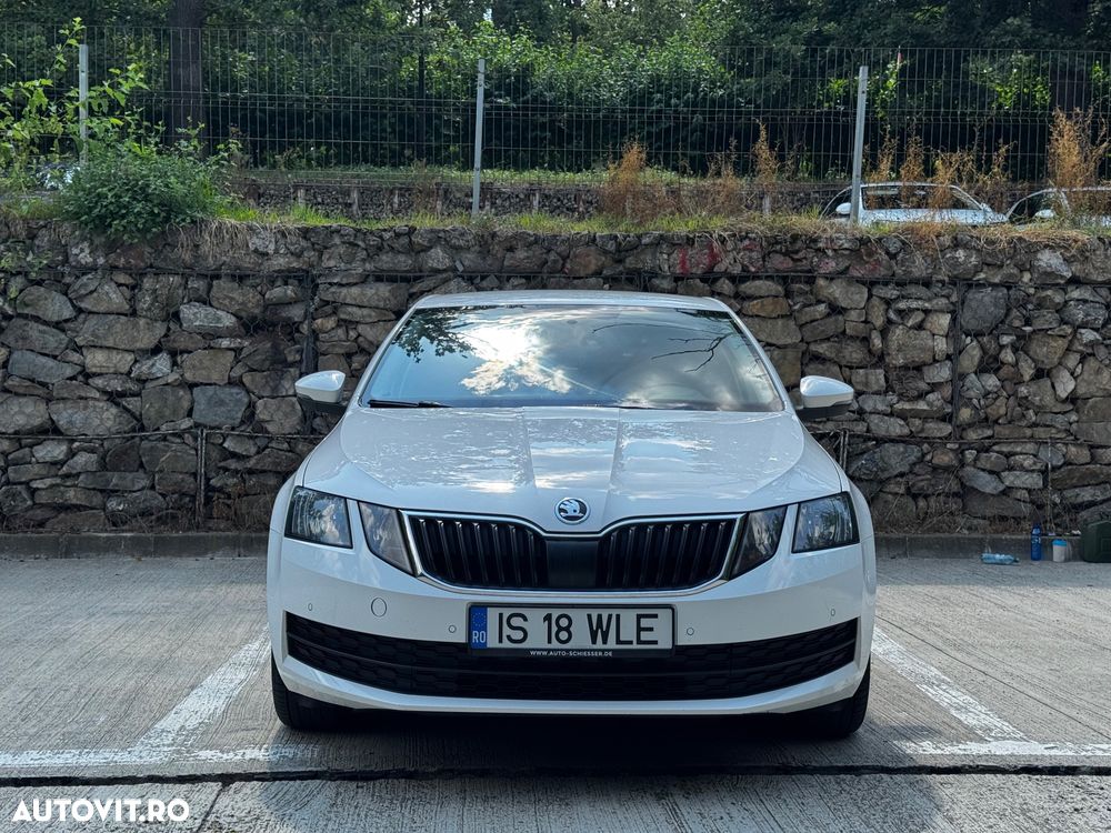Skoda Octavia - 3