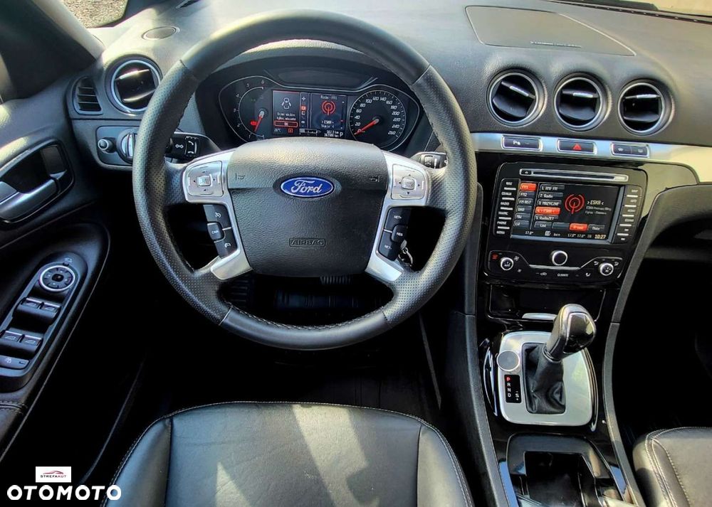 Ford Galaxy - 9