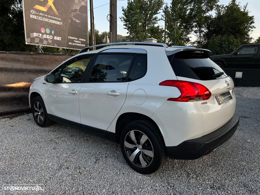 Peugeot 2008 1.2 PureTech GT Line - 6
