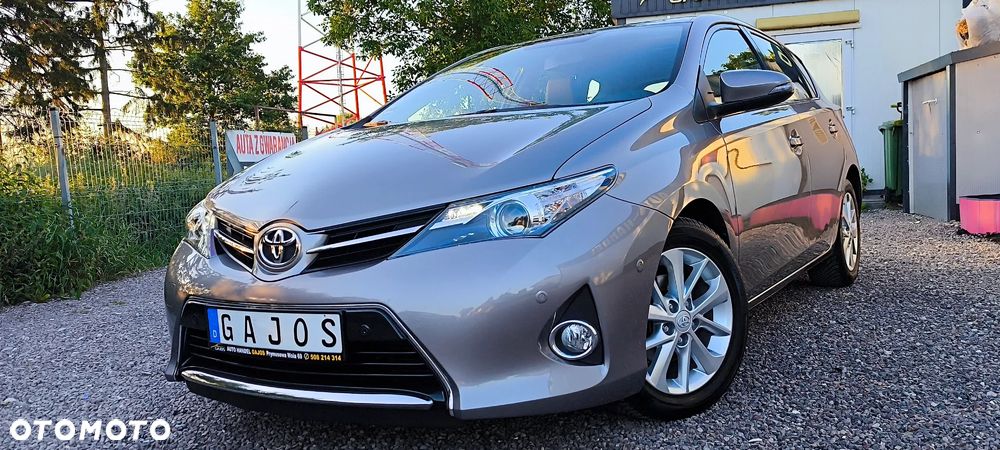 Toyota Auris 1.33 VVT-i Premium Comfort - 22