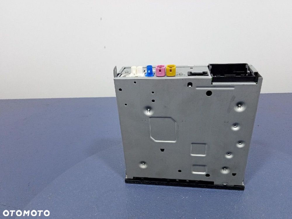 SUPERB III CZYTNIK KART MULTIMEDIA 5Q0035864B - 4