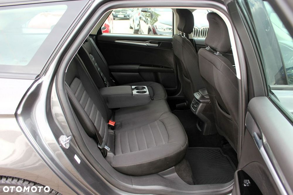 Ford Mondeo SW 2.0 Hybrid Trend - 9