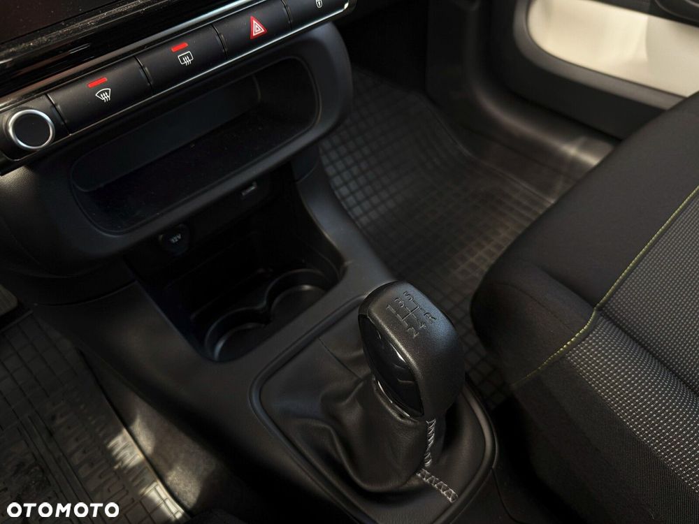 Citroën C3 1.2 PureTech Plus - 25