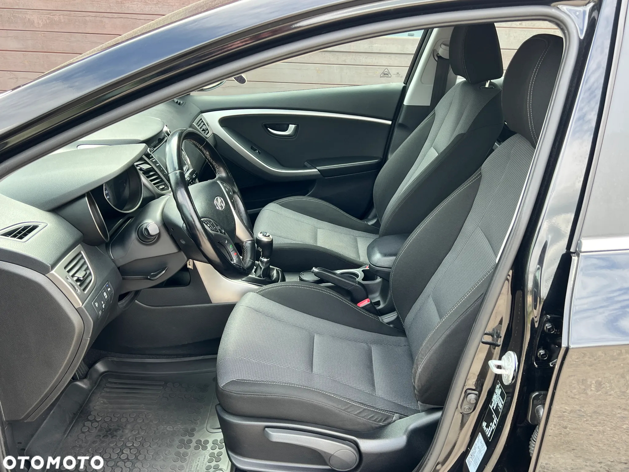 Hyundai i30 1.6 CRDi BlueDrive Classic + - 14