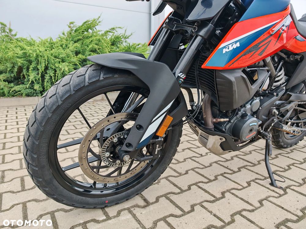 KTM Adventure - 8
