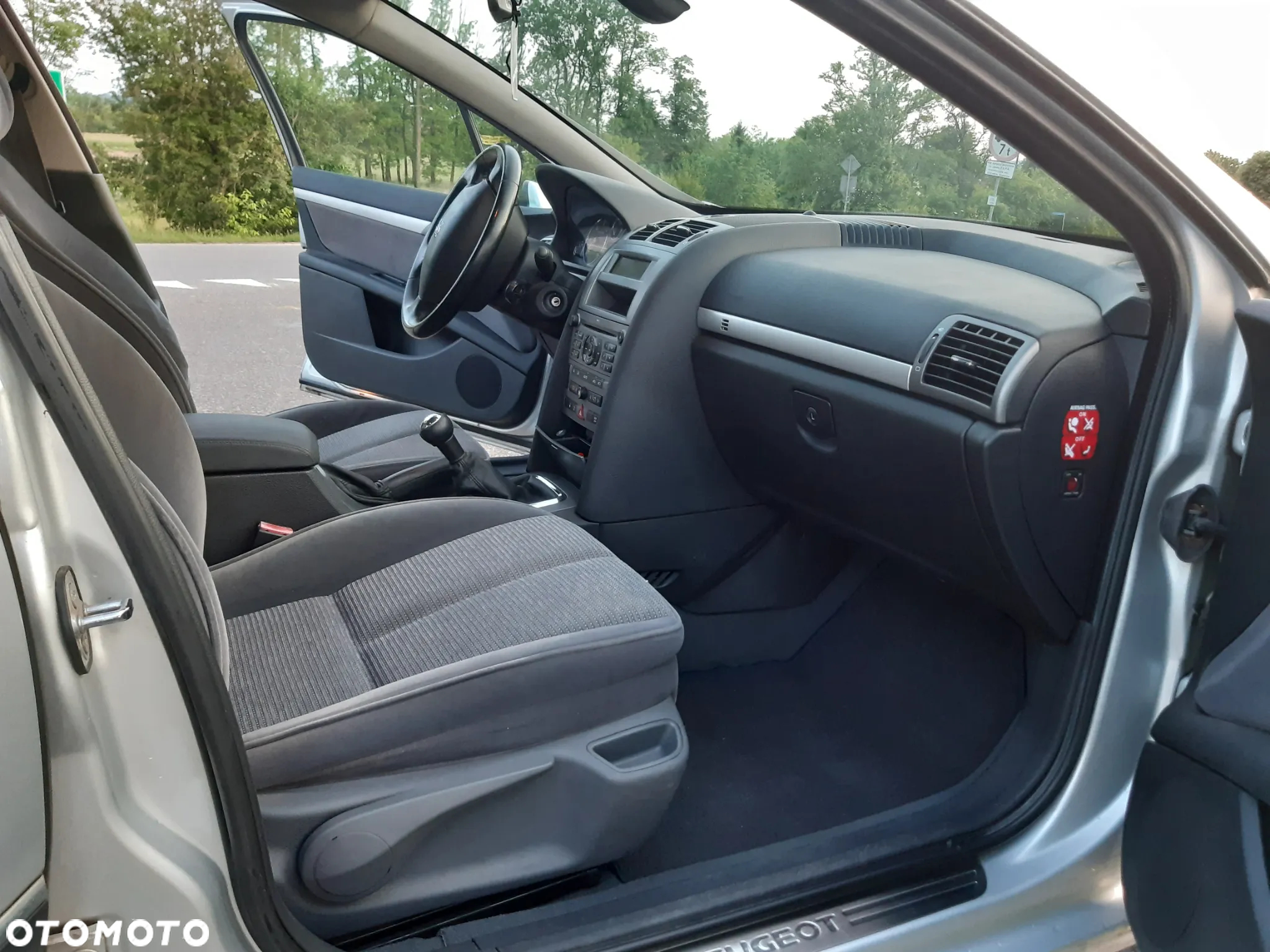 Peugeot 407 1.6 HDI Premium - 9