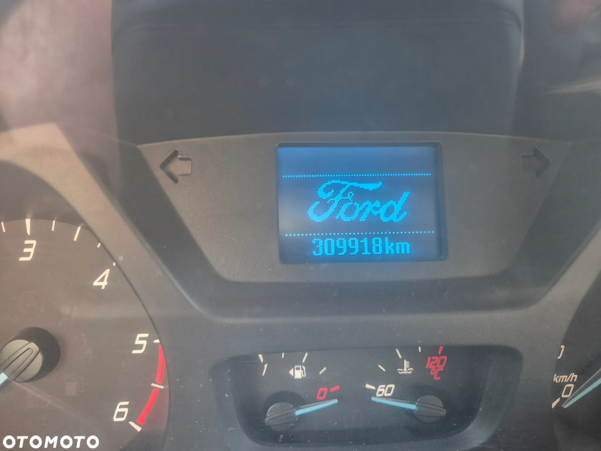 Ford Transit - 4