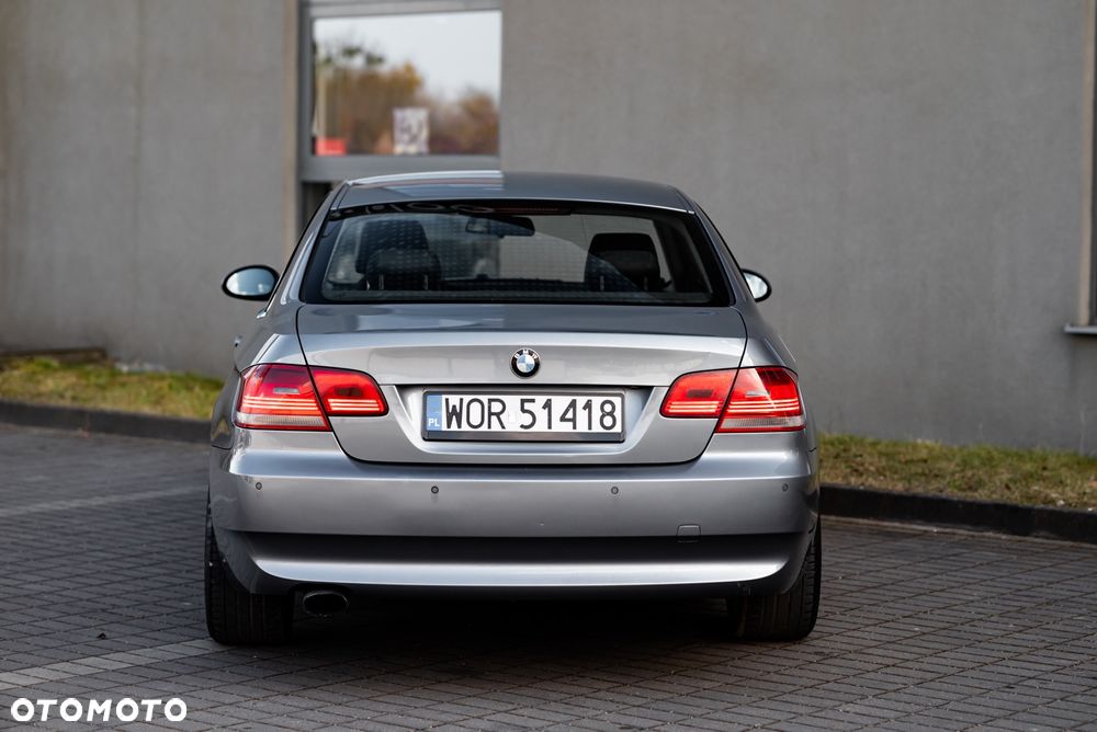 BMW Seria 3 320d DPF - 8