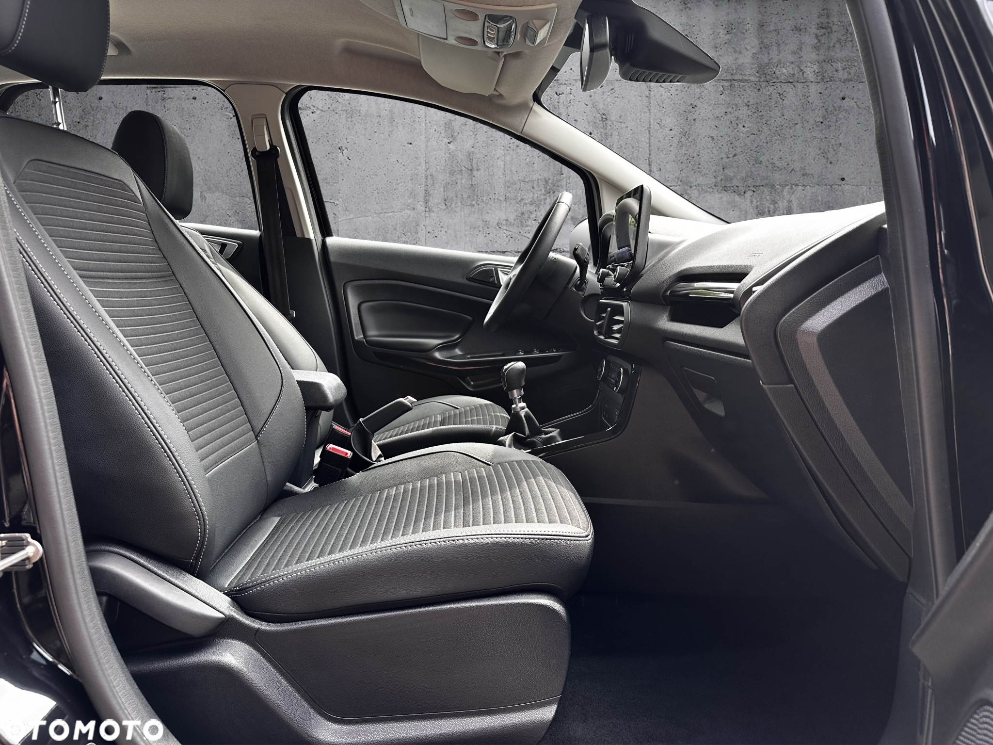 Ford EcoSport 1.0 EcoBoost TITANIUM - 14