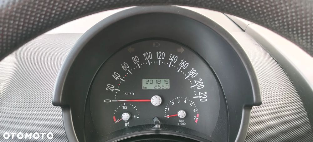 Volkswagen New Beetle 1.6 - 6