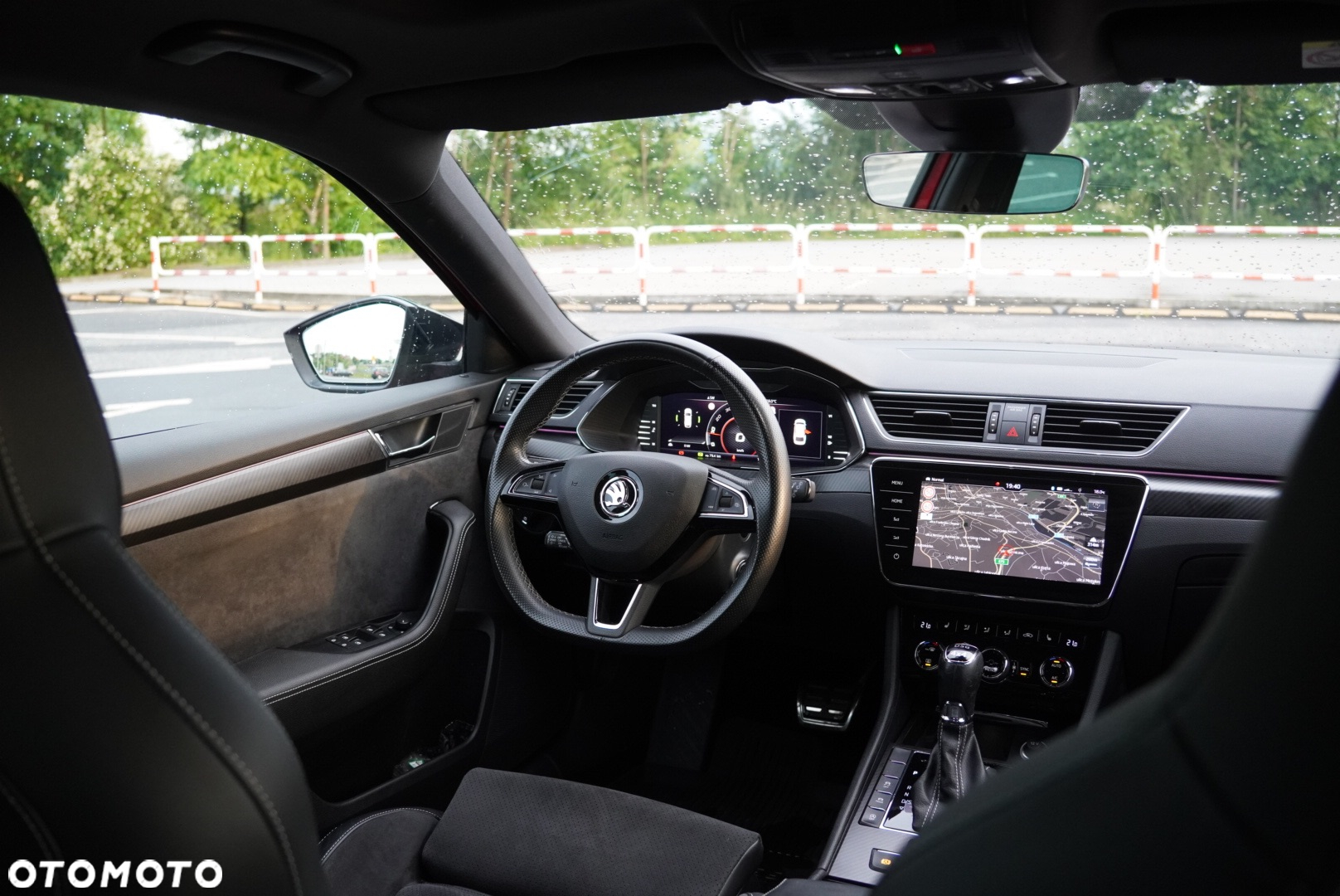 Skoda Superb 2.0 TDI 4x4 DSG Sportline - 9
