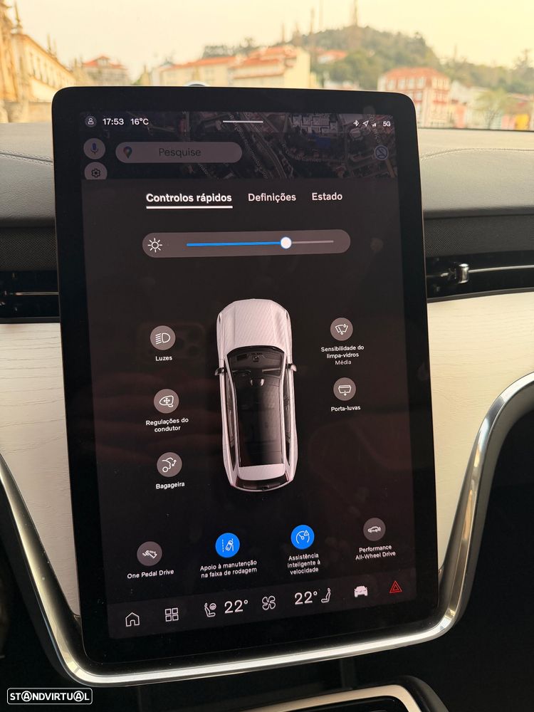 Volvo EX90 Twin Performance AWD Plus (7L) - 36