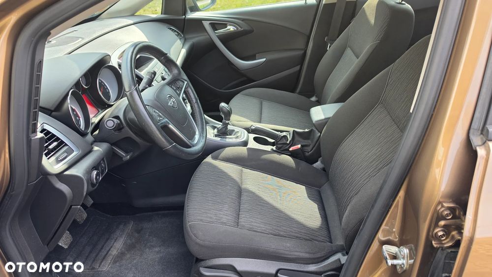 Opel Astra - 11