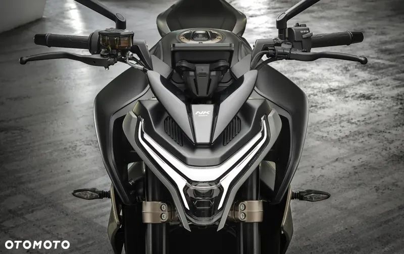 CFMoto 800NK - 6