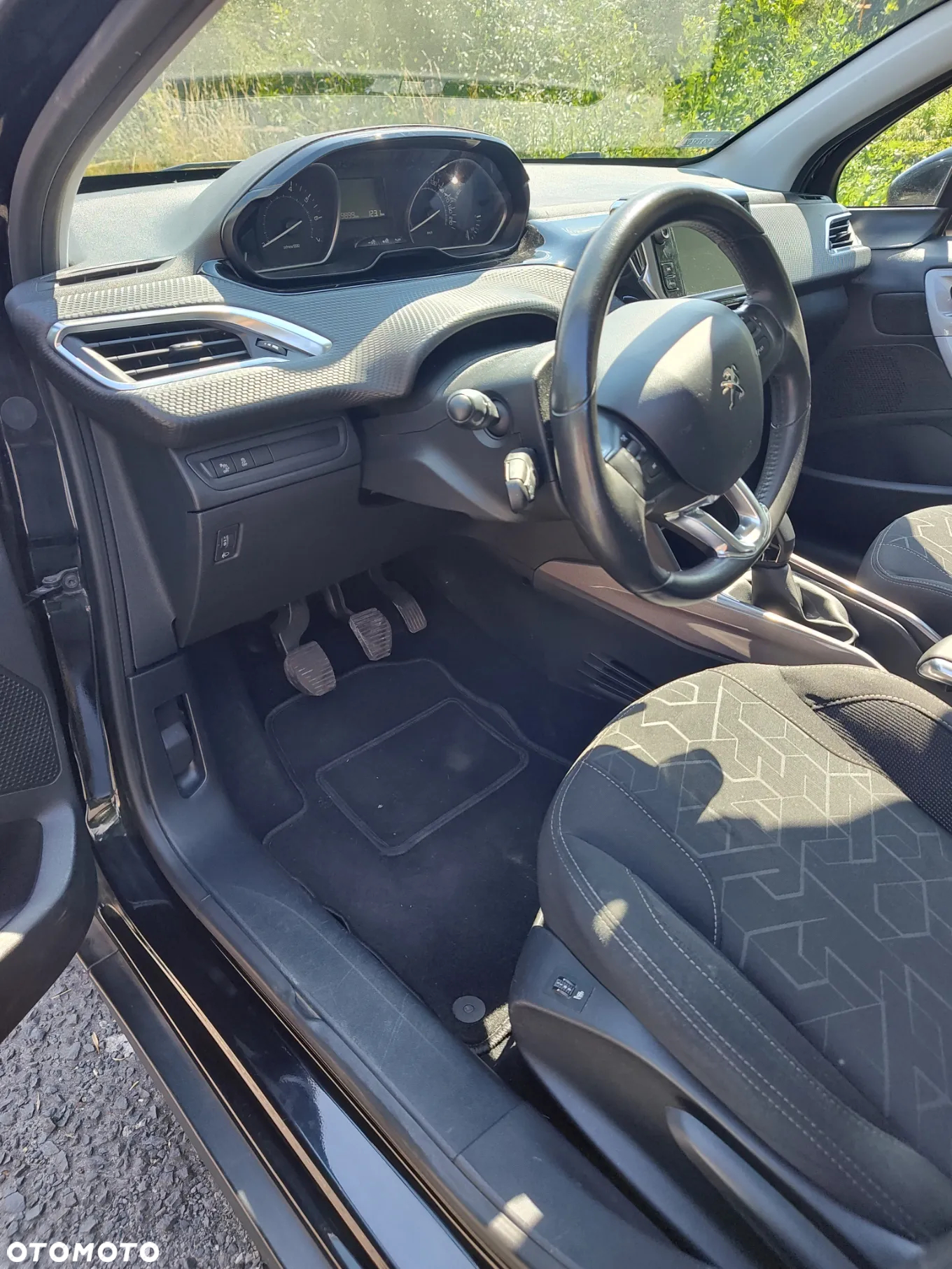 Peugeot 2008 PureTech 82 Urban Move - 9