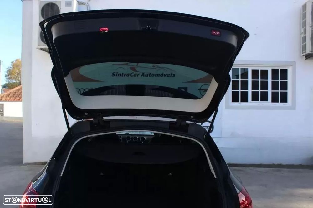 Mercedes-Benz C 200 d Avantgarde - 13