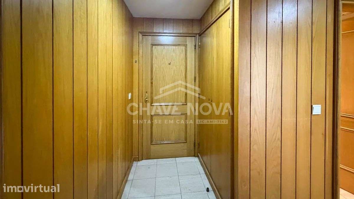 T3 em Condomínio Fechado com Piscina e Garagem –  5 minutos da praia - Grande imagem: 4/41