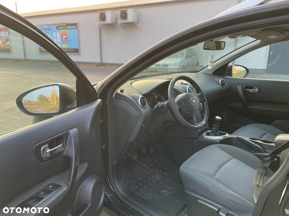 Nissan Qashqai+2 2.0 Visia - 10