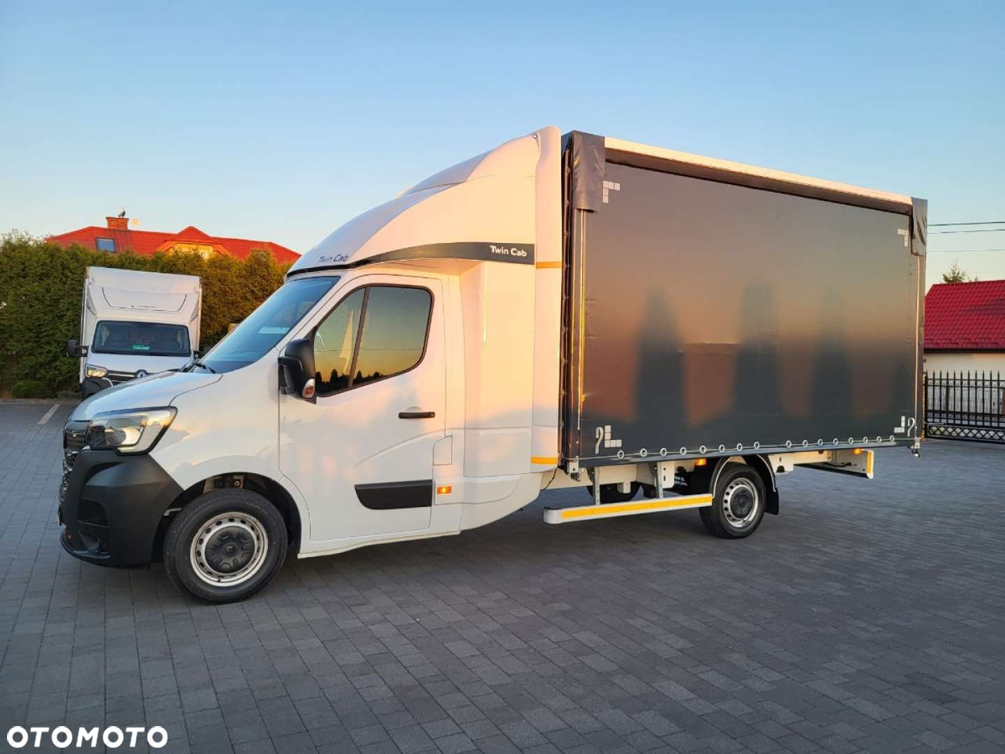 Renault Master 10 europalet Salon Polska - 8