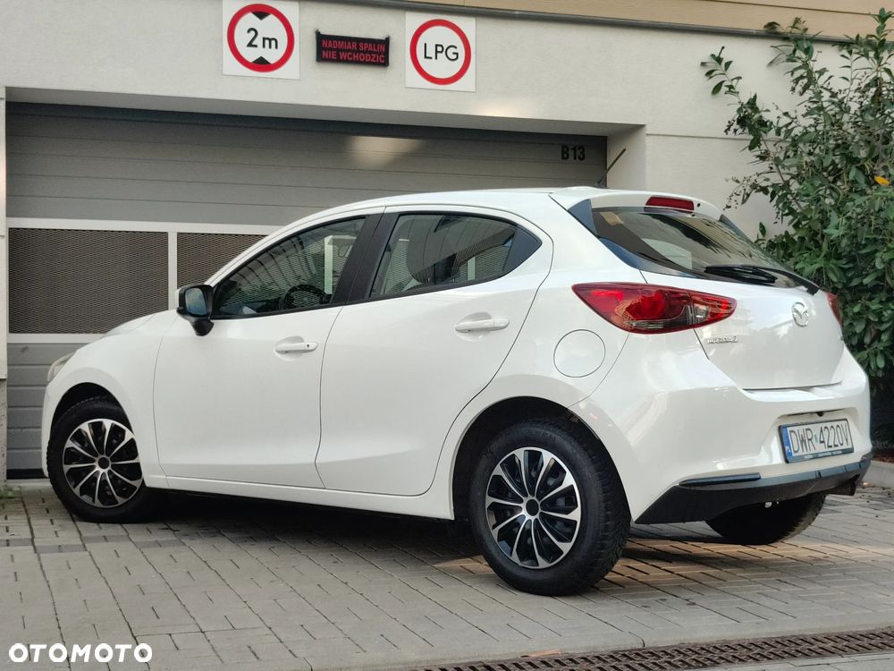 Mazda 2 - 5
