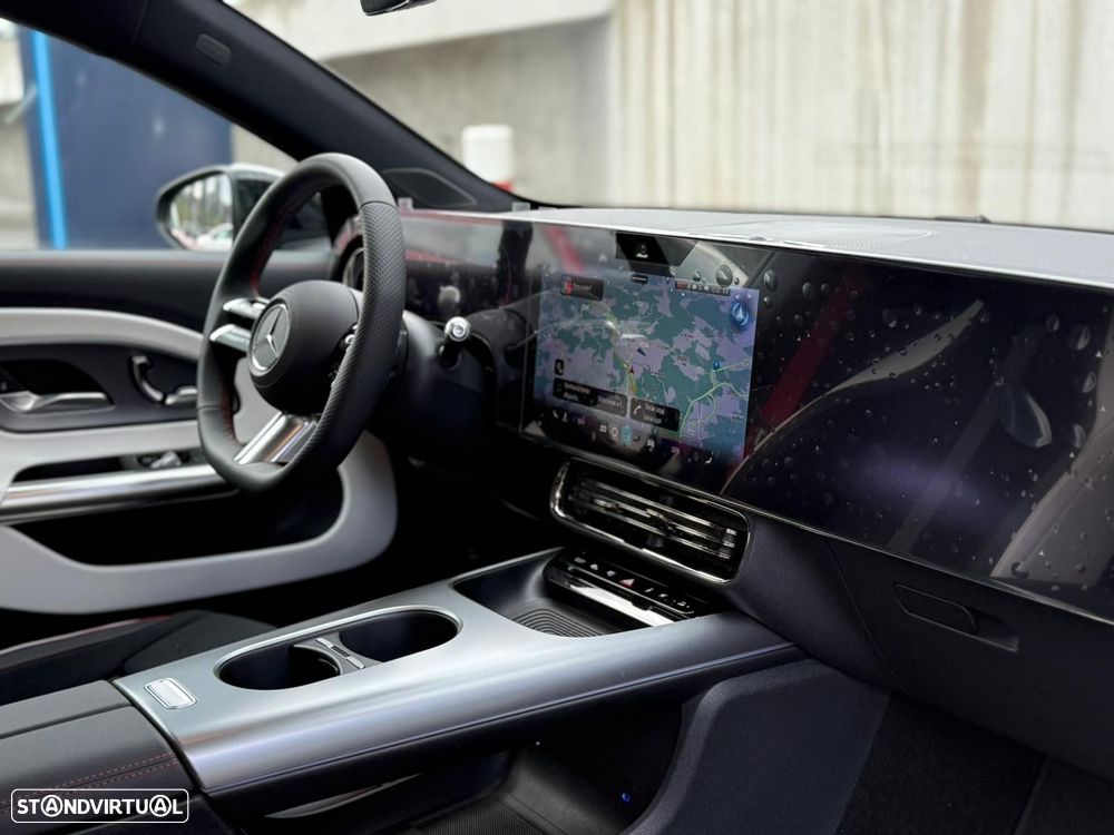 Mercedes-Benz CLA 220 Standard - 13