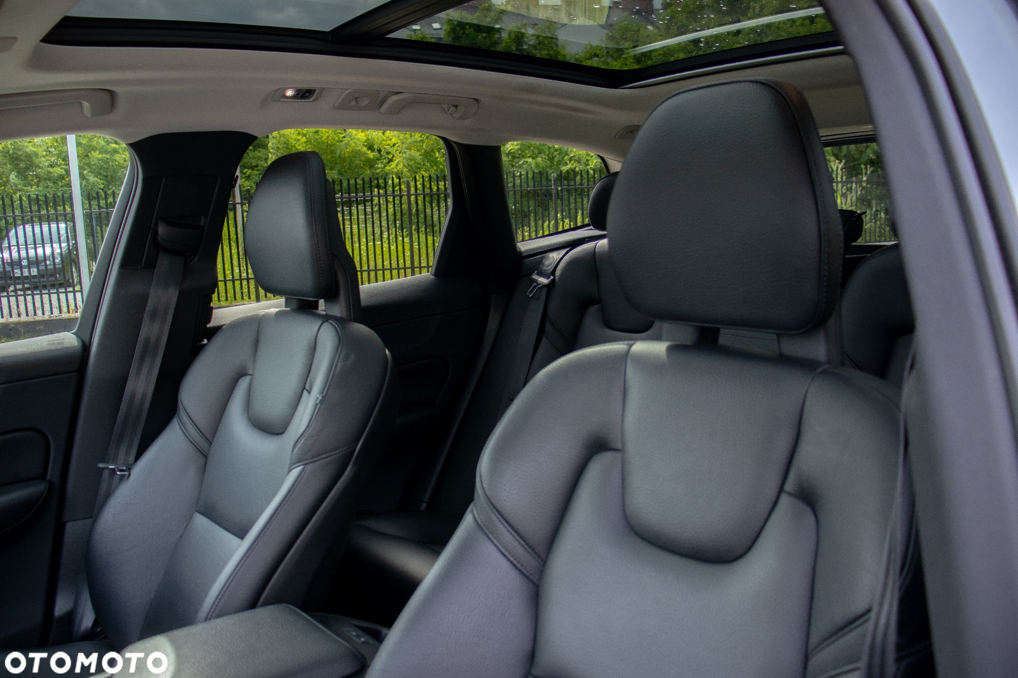 Volvo XC 60 T6 AWD Geartronic Momentum - 12
