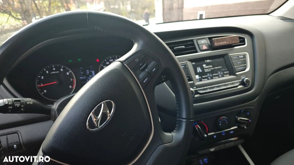 Hyundai i20 ver-1-2-l-84cp-5dr-comfort - 7