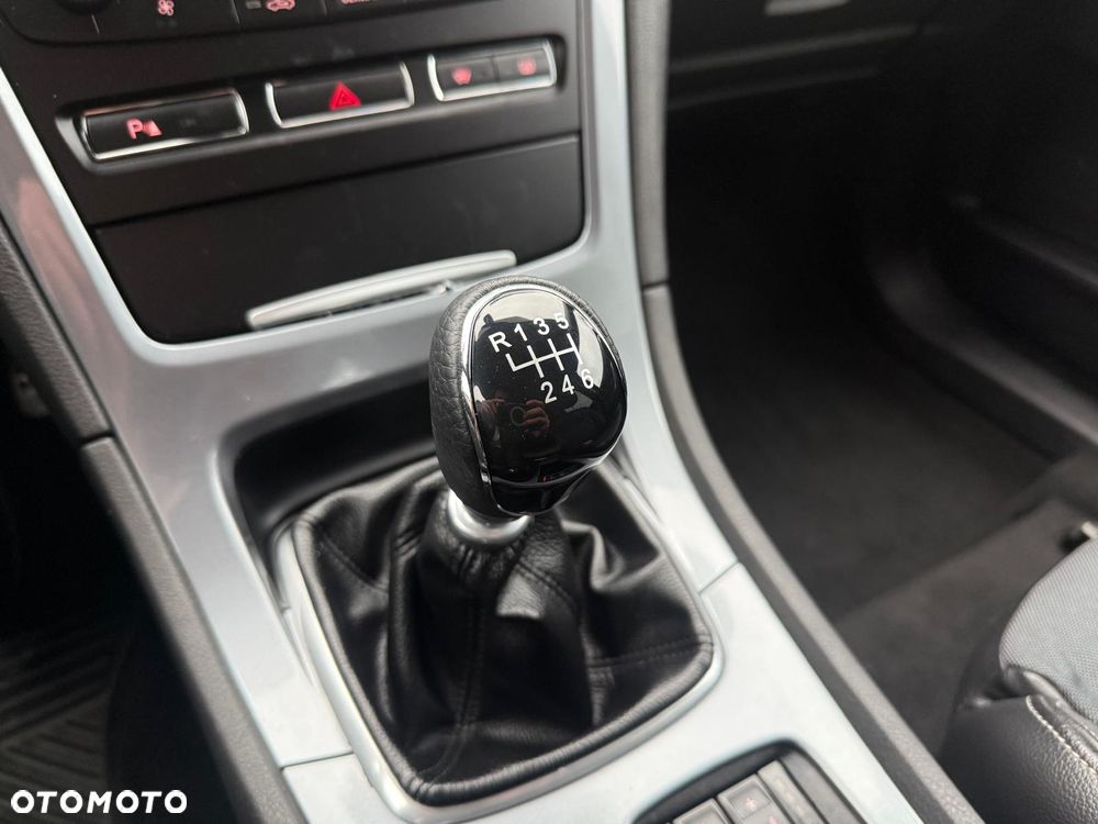 Ford Mondeo 2.0 TDCi Champions Edition - 15