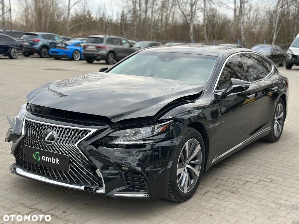 Lexus LS - 3