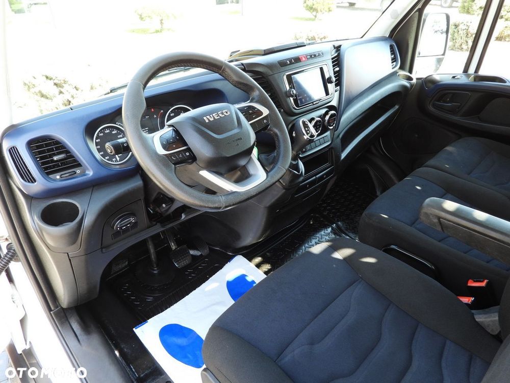 Iveco DAILY 35S16 SKRZYNIA 8 PALET TEMPOMAT LEDY AUTOMAT HI-MATIC KLIMATYZACJA  160KM - 3