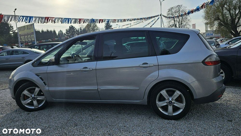 Ford S-Max - 10