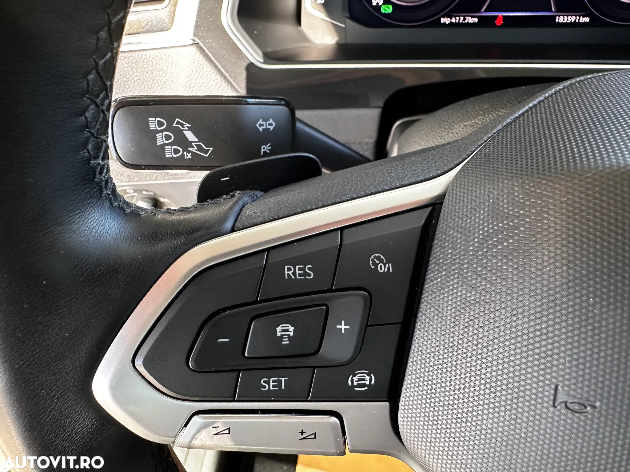 Volkswagen Tiguan 1.5 eTSI OPF DSG Life - 24