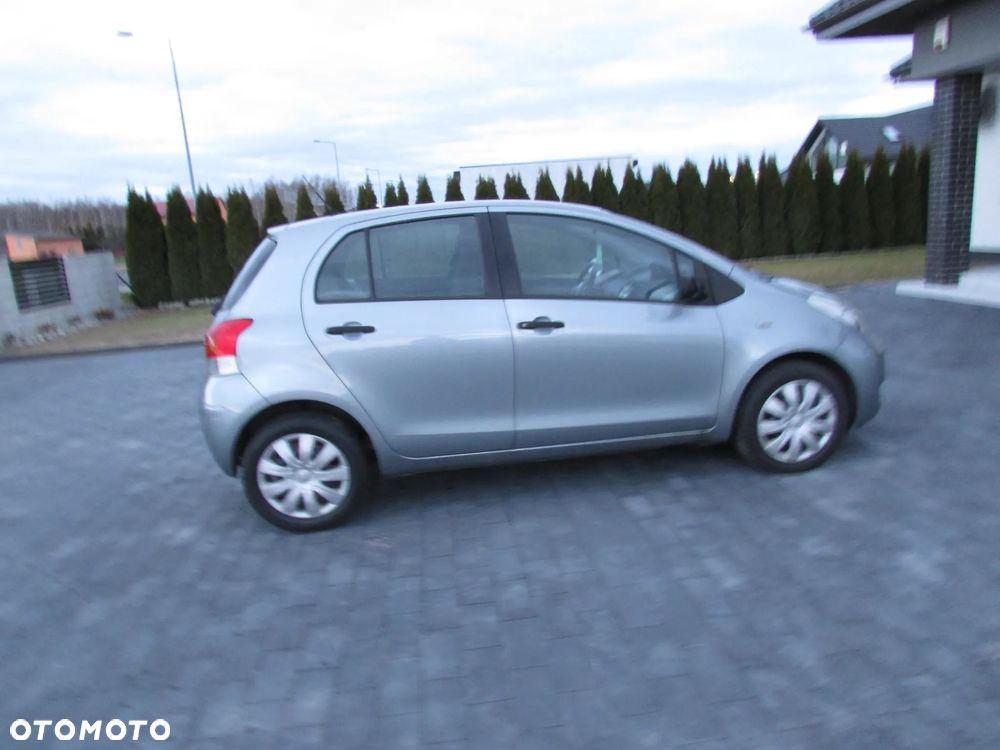 Toyota Yaris 1.0 VVT-i Cool - 9