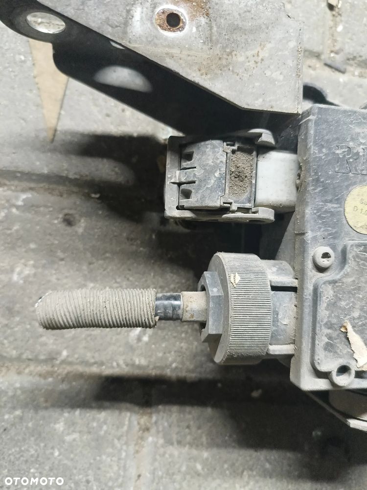 Hamulec ręczny elektryczny Renault Laguna II 8200498693 - 4