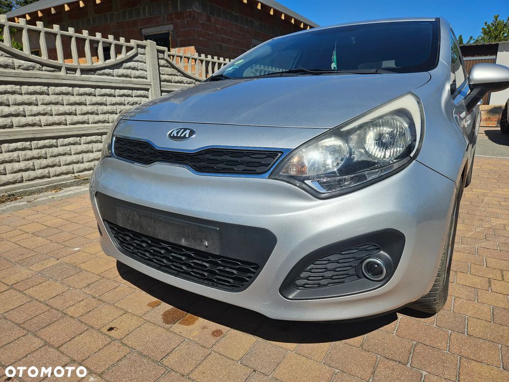Kia Rio 1.1 CRDI Dream Team Edition - 12