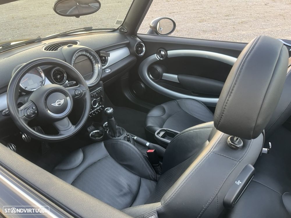 MINI Cabrio Cooper SD - 10